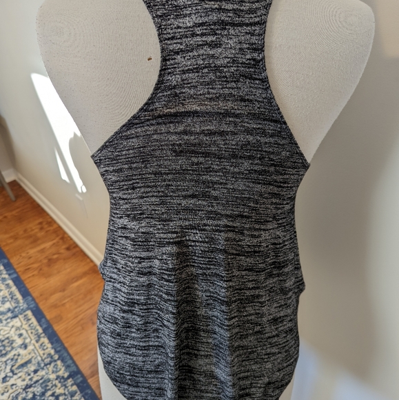 Aritzia Wilfred Free Marbeled Grey High Neck Tank Top - Picture 3 of 6